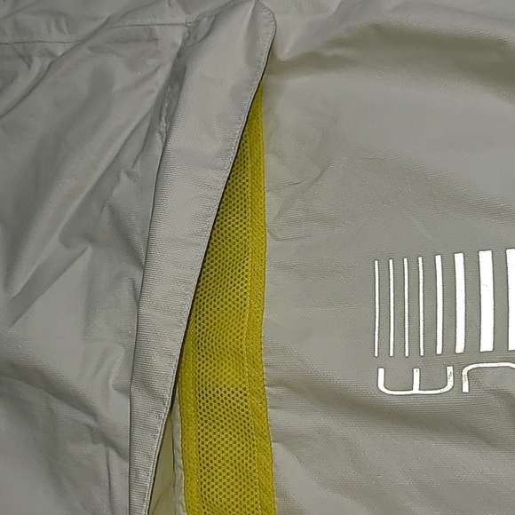 Mavic Altium Rain Jacket - Picture 6 of 8